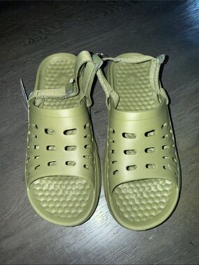 Size 10 Joybees Trekking Slide